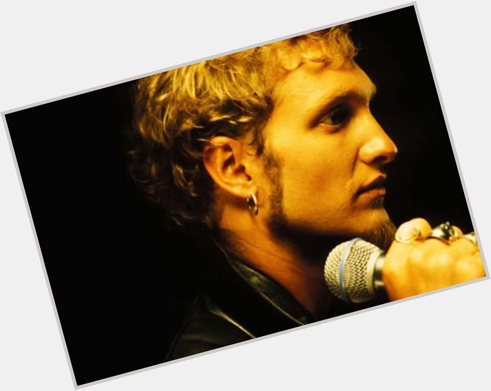 Happy Birthday Mr Layne Staley. Your music still impacts me to this day. 