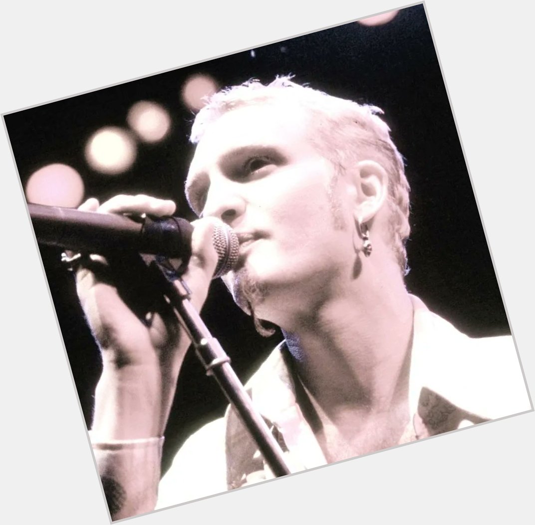 Happy birthday Layne Staley of what s your favorite song mine: nutshell and down in a hole 