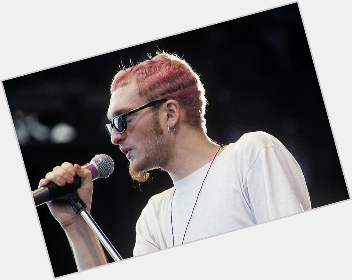 Happy birthday to the late, great Layne Staley. Quite possibly the greatest rock vocalist of all time. 