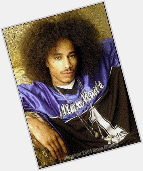 Happy birthday to Layzie Bone! 