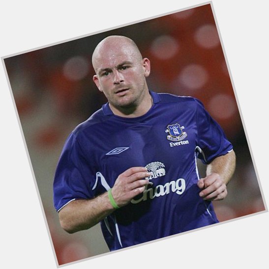 Happy 44th birthday to former Everton player Lee Carsley! 