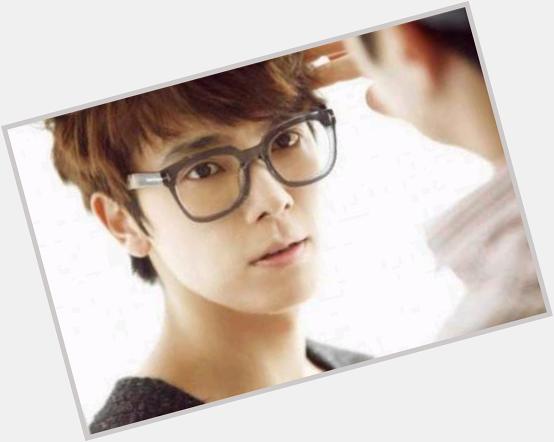  Happy birthday Lee donghae hopefully a long and healthy always :* 