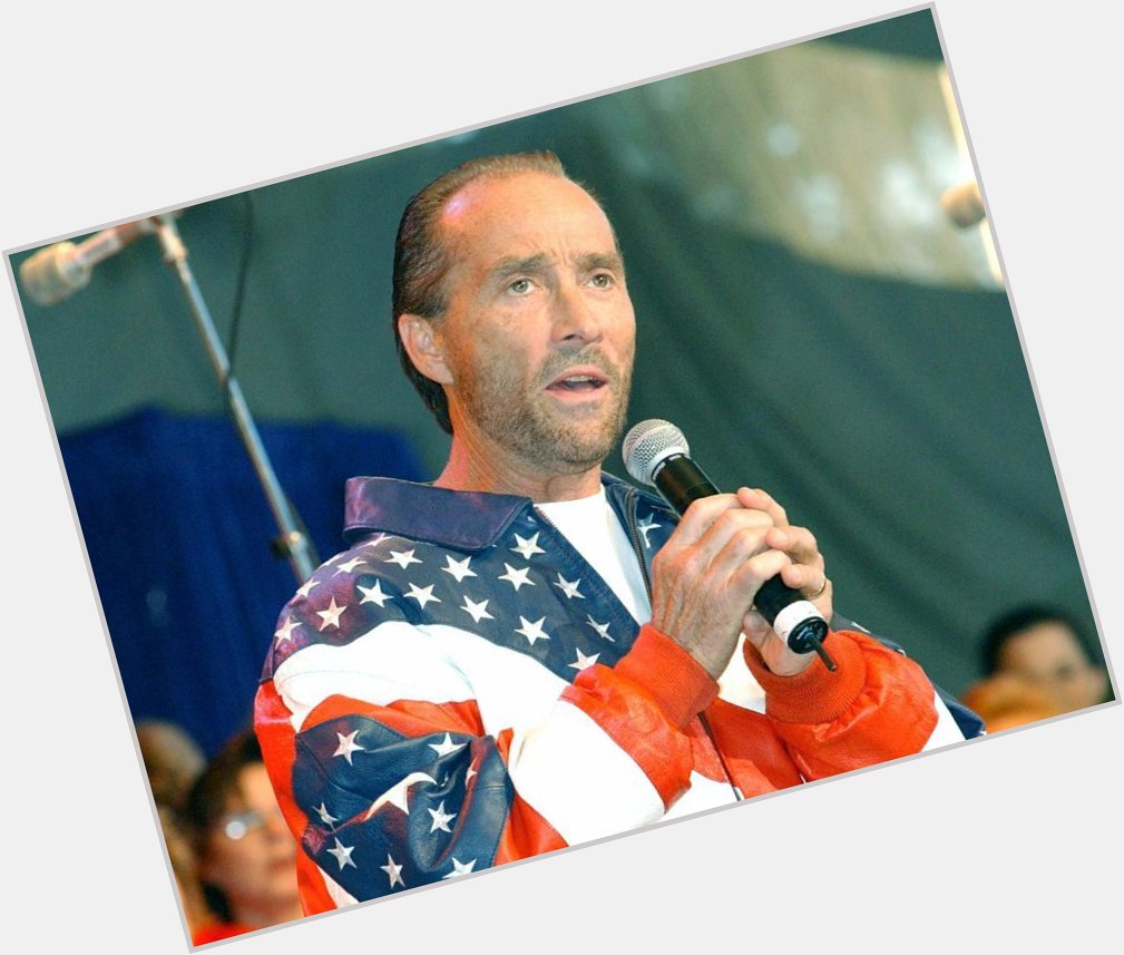 Trump just wished the wrong Lee Greenwood a happy birthday on message  