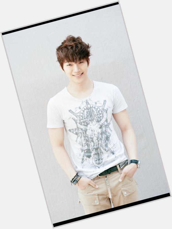 Im so sleepy, im going to bed now.. bfore that, happy birthday again to my emperor Lee Junho... 