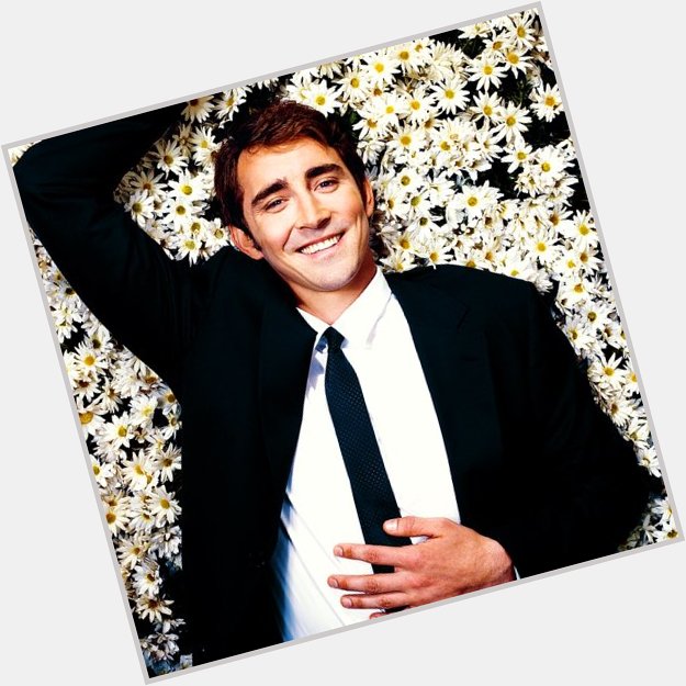 Happy birthday to Lee Pace!

The star of   and more turns 42 today. 