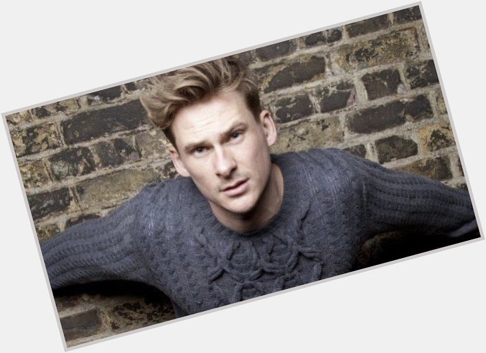 Happy 37th Birthday to Blue star Lee Ryan!

Check out his brilliant new single Swayed here:  