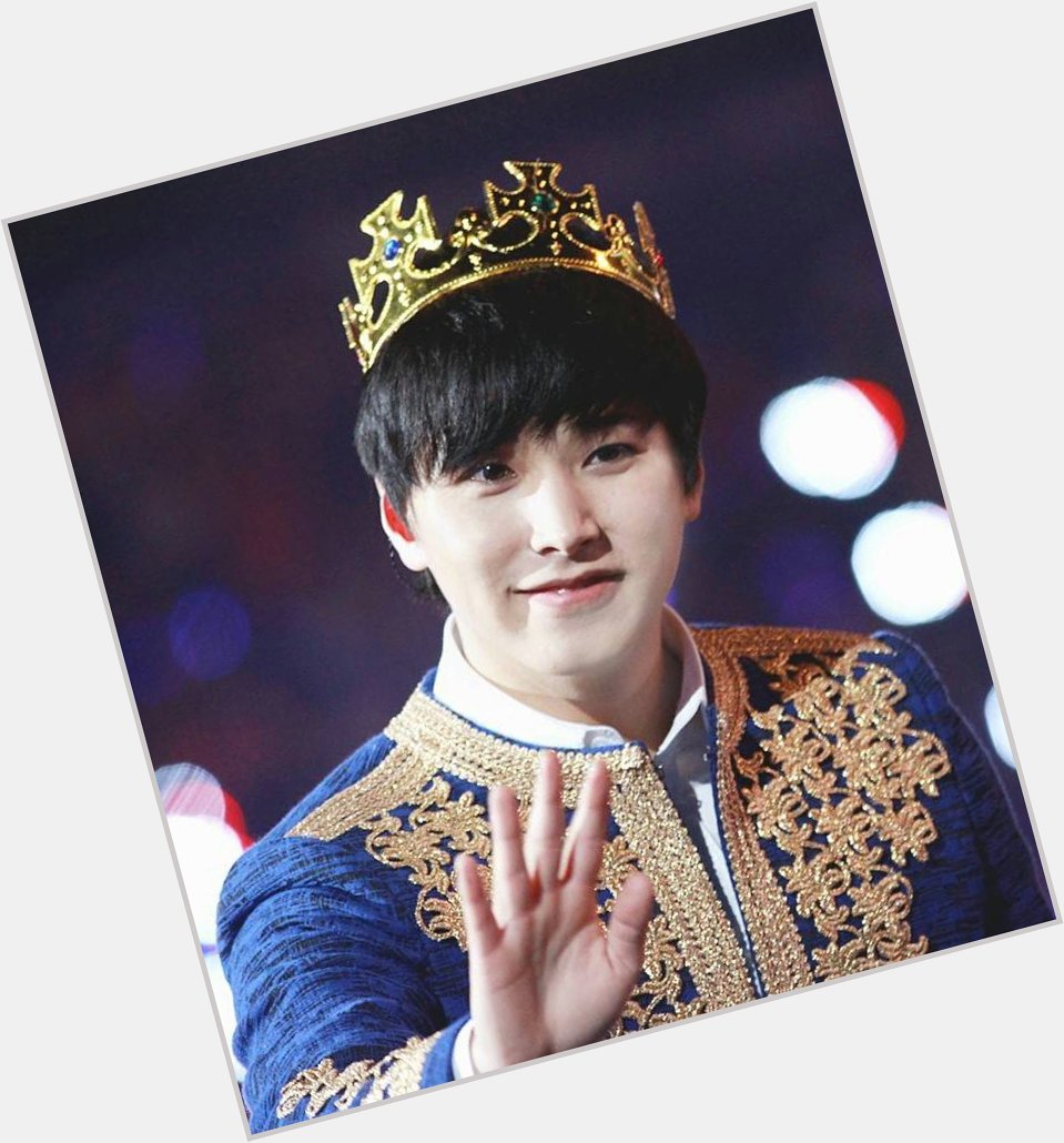 Happy birthday to Lee Sungmin, our precious king.. Have a nice day and be happy~ We love you! 