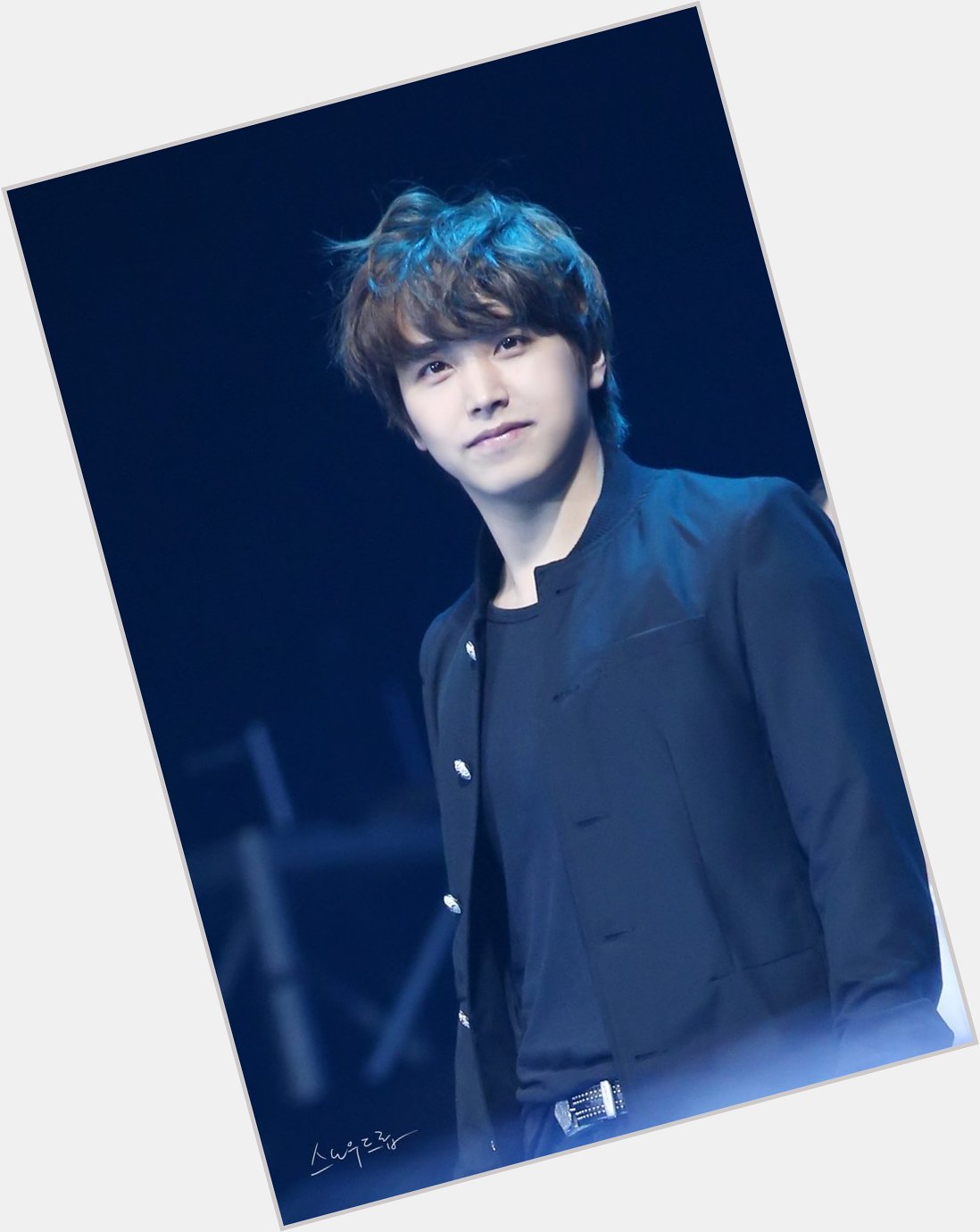  The sun of my life, my day brightens up by think of you. Happy Bday, Lee Sungmin 