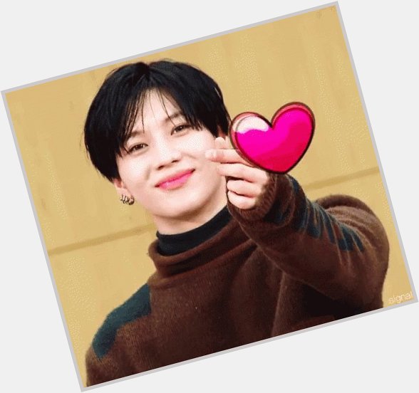 Happy birthday to the one and only dance king LEE TAEMIN    