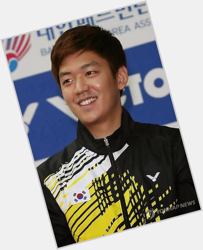 Happy birthday the most adorable international badminton player, Lee Yong Dae :*  