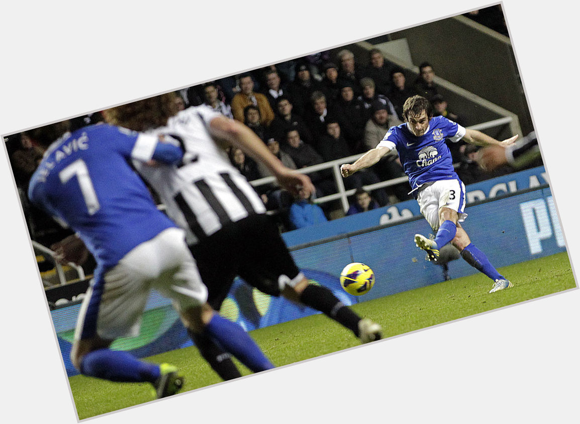 Happy 35th birthday Leighton Baines! What\s your favourite Bainesy goal? 