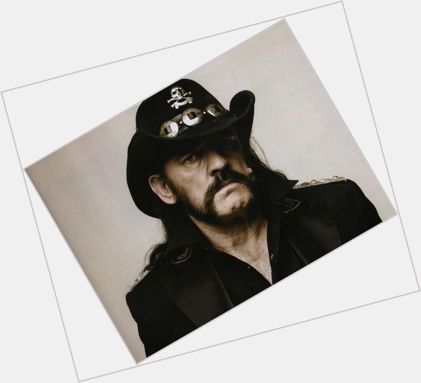 Lemmy Kilmister, el alma heavy de Motörhead, cumple hoy 69 años. Happy birthday! 