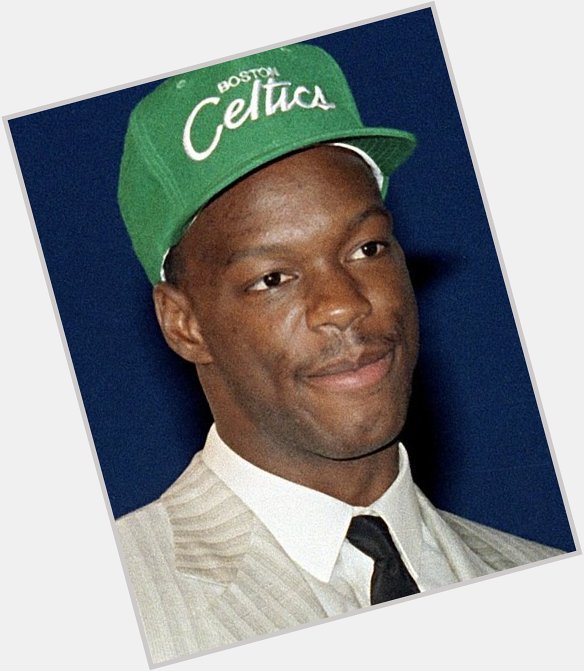 Happy Birthday & RIP To the Great Len Bias. His story & death is still tragic! 