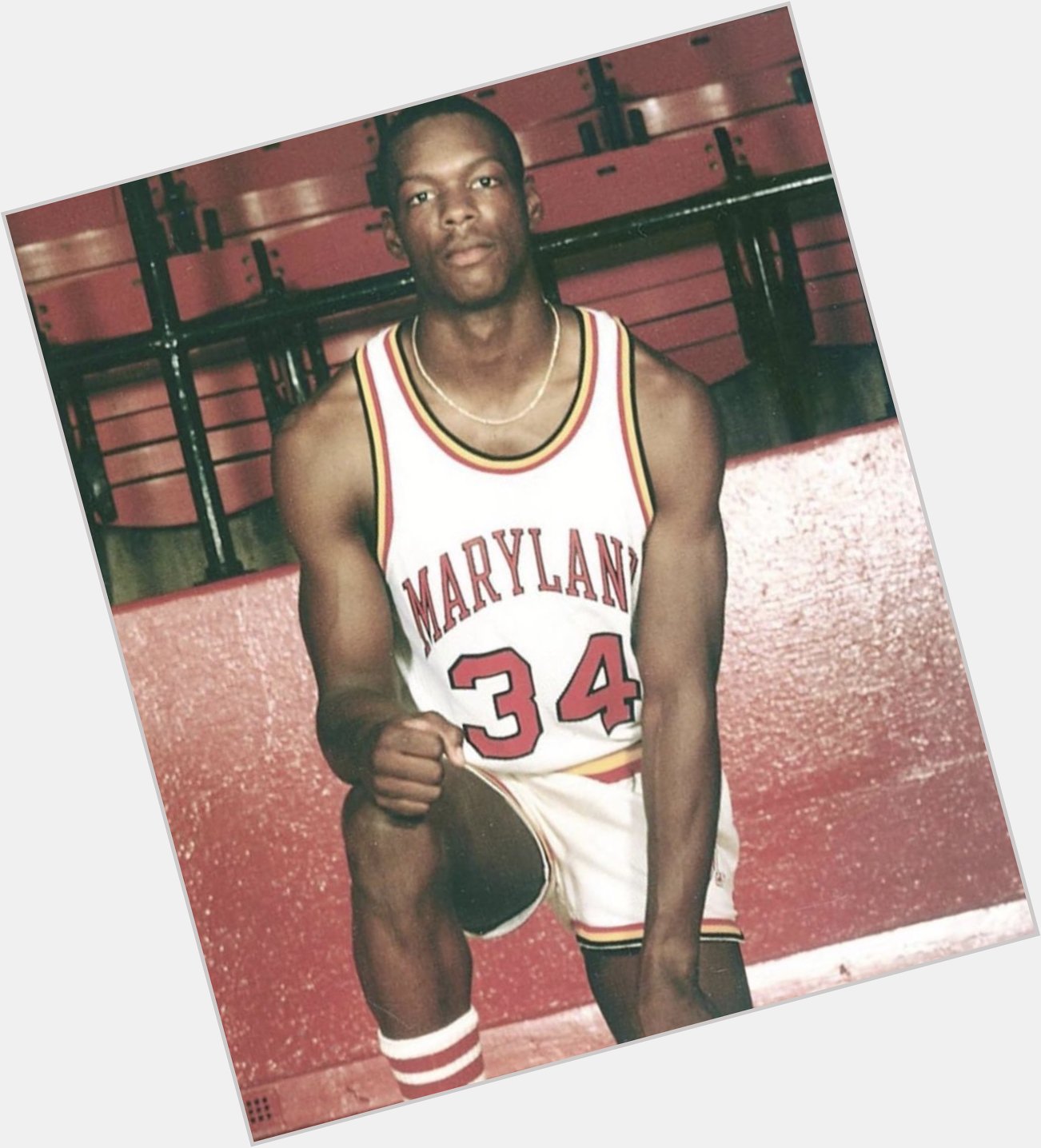 Happy birthday to the late Len Bias, who would ve turned 57 today. 