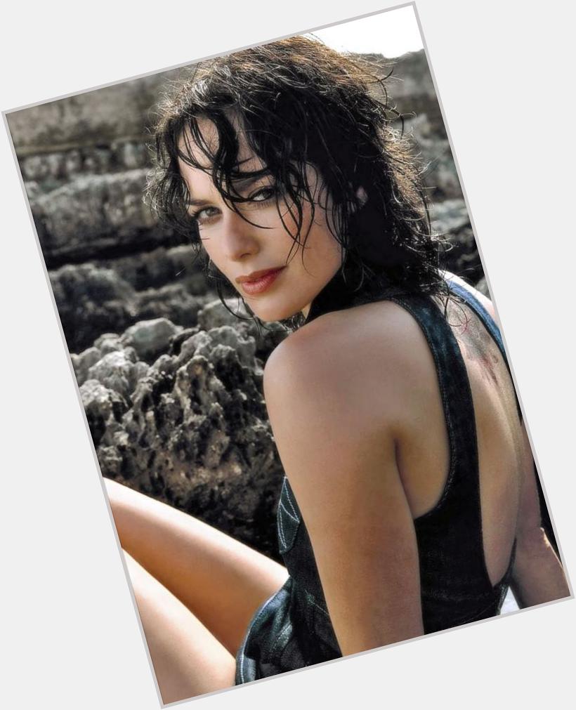 Hoy cumple 41 años la preciosa, increíble, y espectacular Lena Headey. Happy Birthday ! 