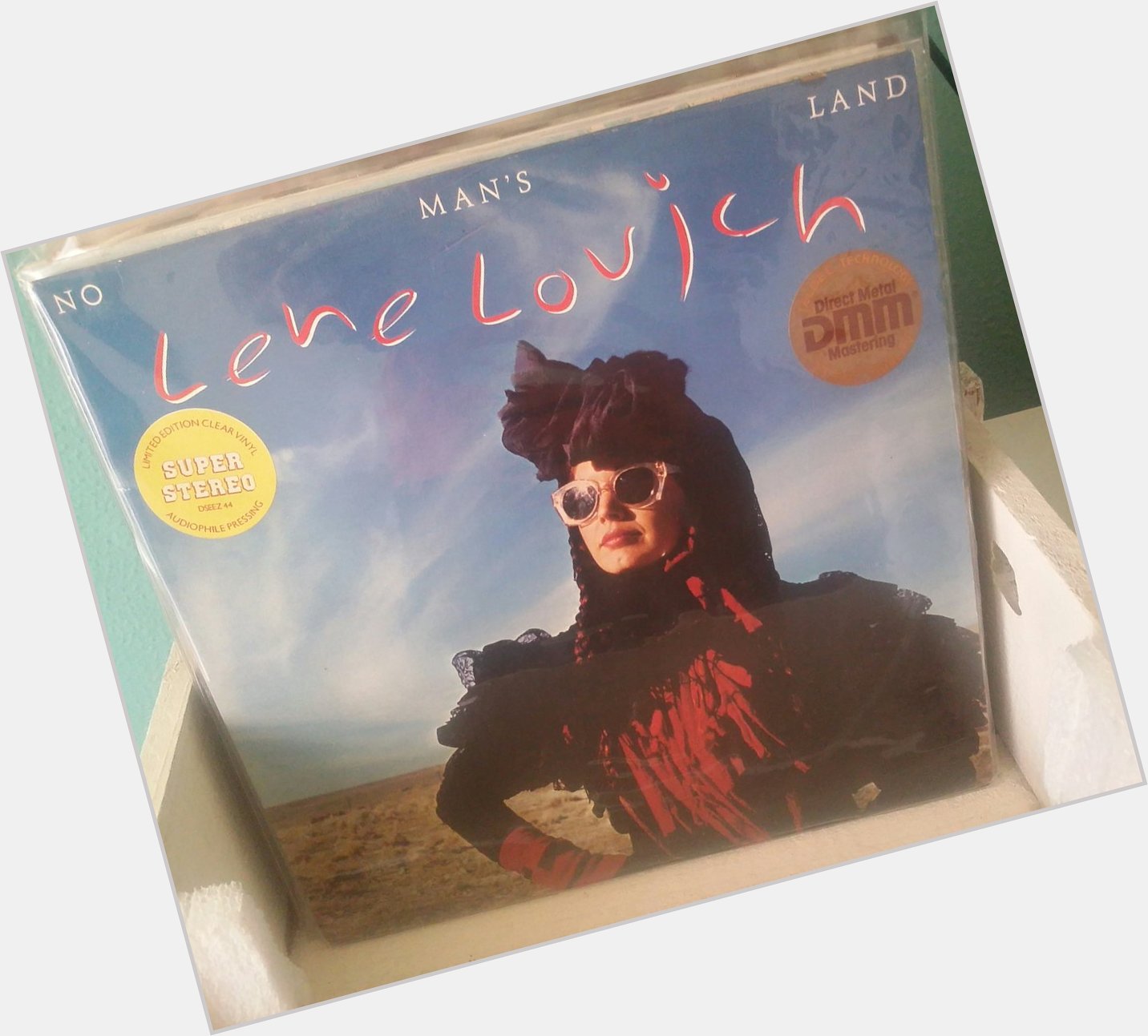 One day, i will get Stateless vinyl, thats for sure. Happy birthday Lene Lovich :)  
