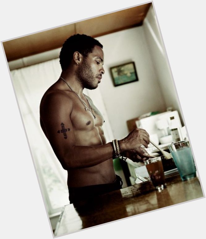 Happy birthday to Lenny Kravitz, seen here making me breakfast he\s so thoughtful 