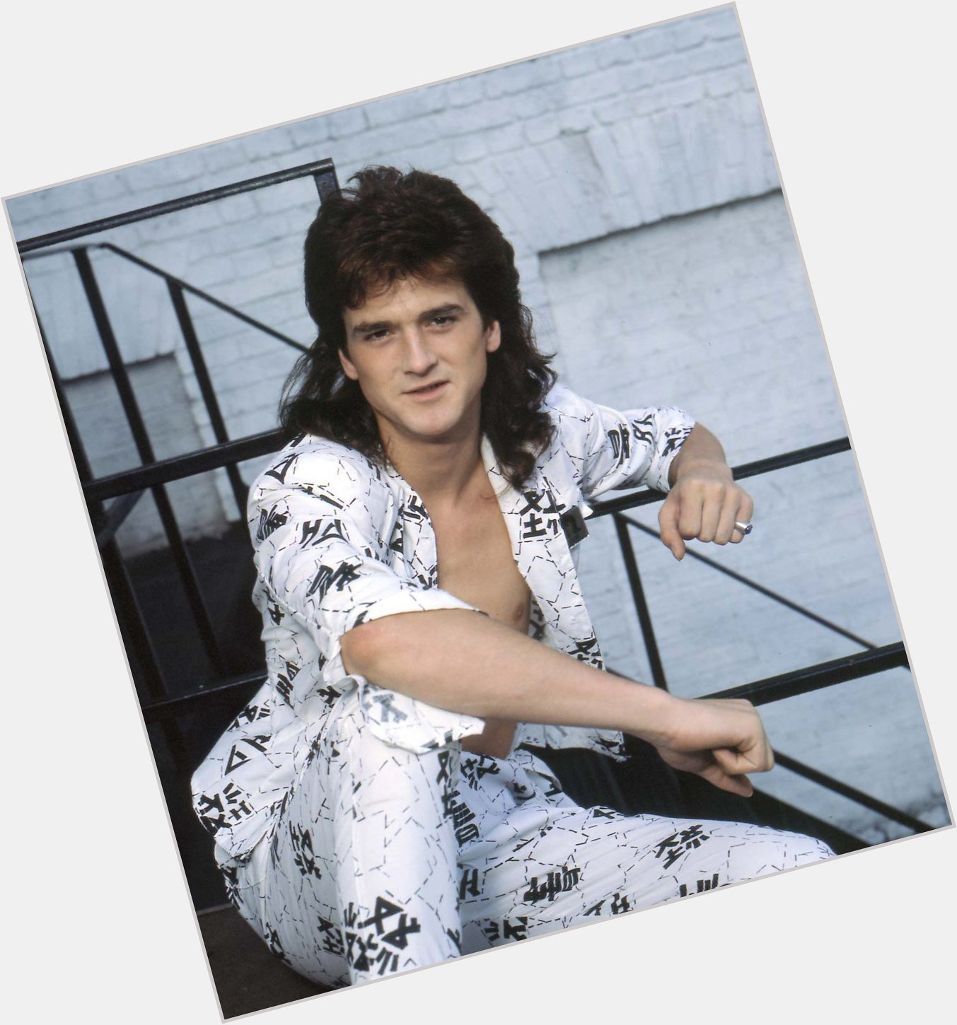 Happy 64th birthday to Bay City Rollers star Les McKeown! Did you have this feller\s poster on your wall? 