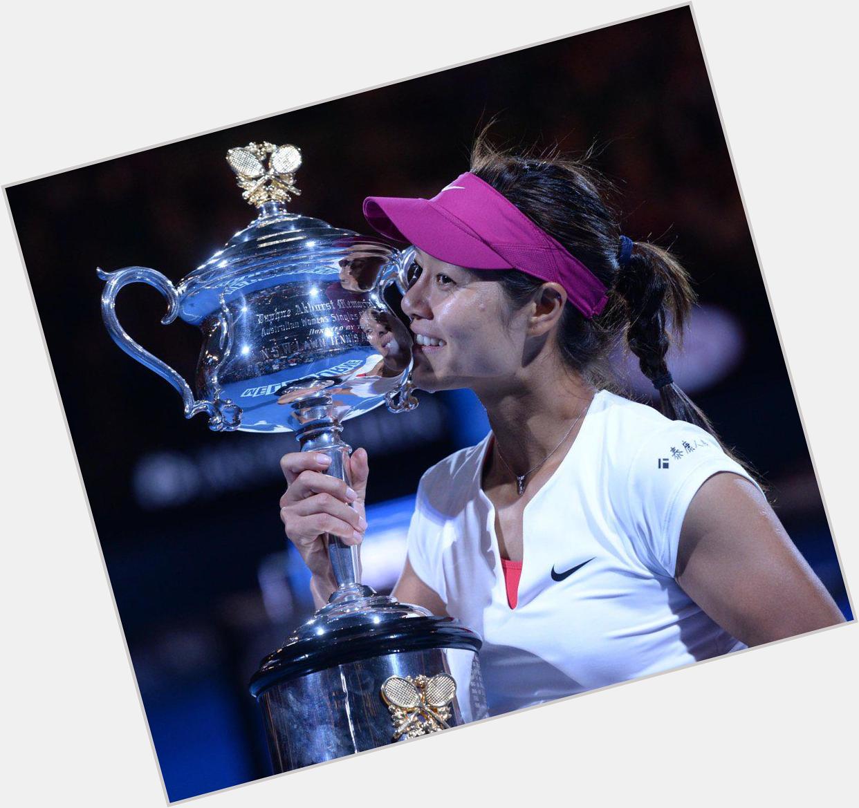 Happy birthday, Li Na! The superstar turns 33 in Wuhan, expecting her first child with \"ace-band\" Jiang Shan 
