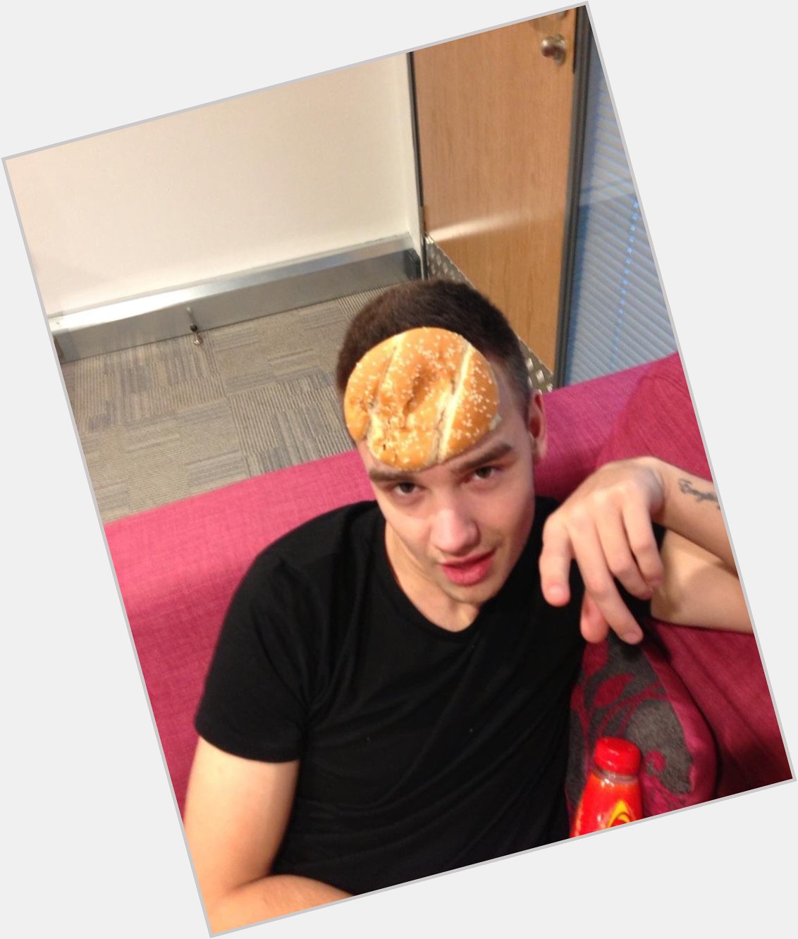 Imma say a happy bday to liam payne. happy b-day daddy directioner  