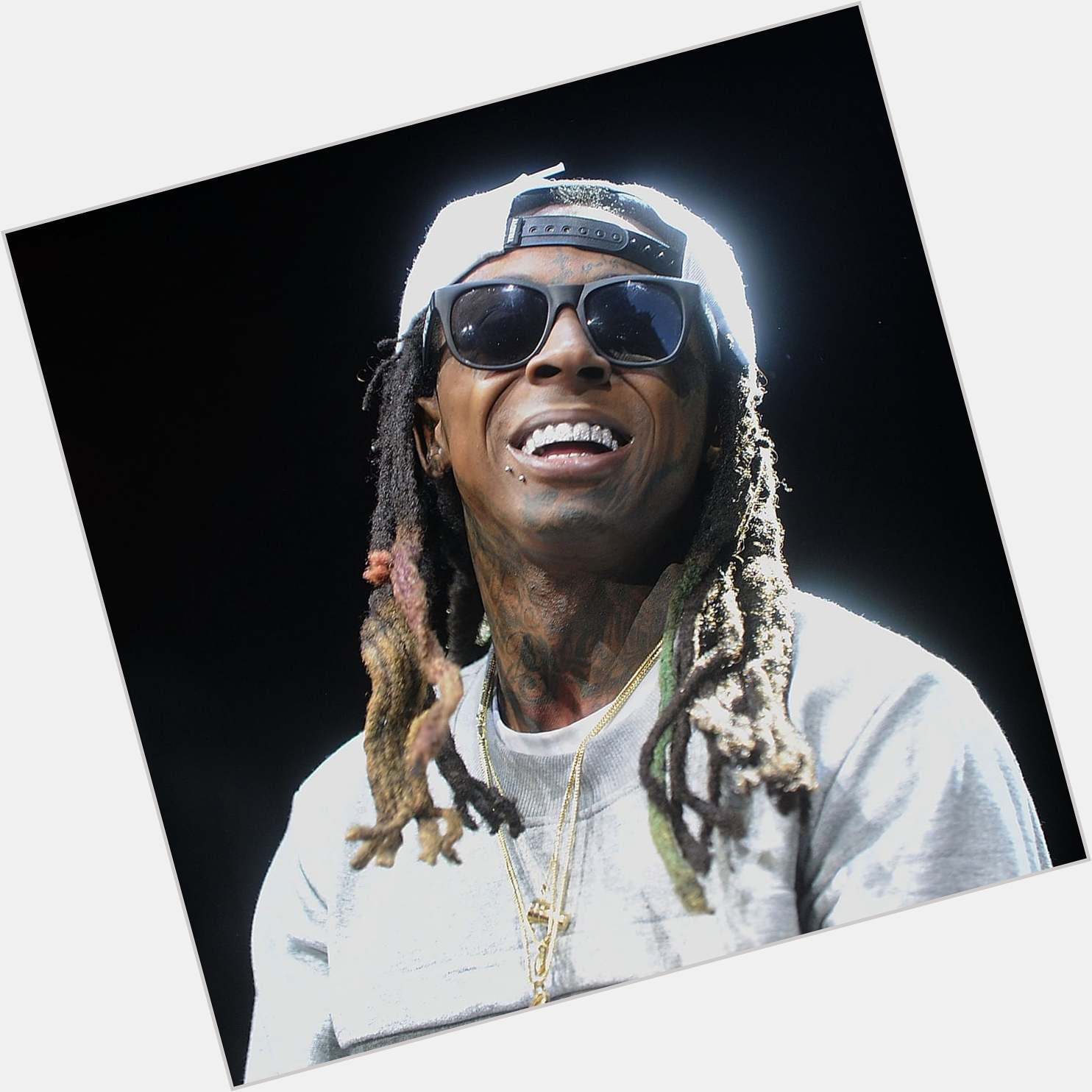 Happy Birthday to Lil Wayne, he turns 38 today! What s your favorite project from him? 
