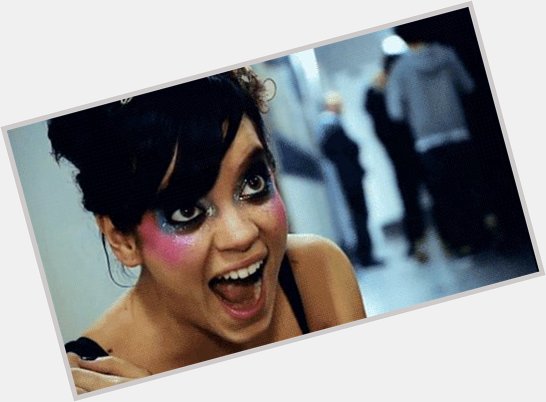Happy 33rd Birthday Lily Allen!
What\s your favorite songs? 