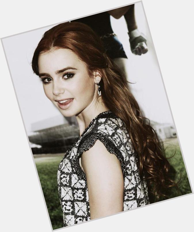 Happy birthday to the beautiful Lily Collins!   