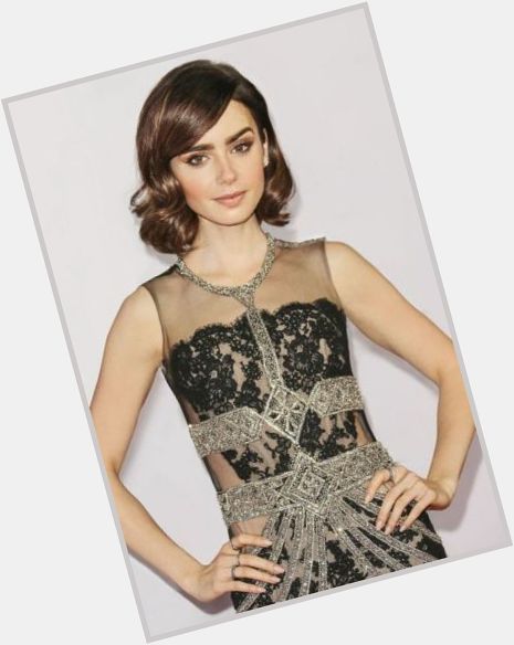 Luxury:Happy Birthday, Lily Collins! To celebrate the red carpet-- 
