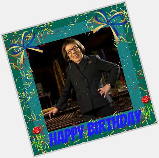 HAPPY BIRTHDAY to Linda Hunt . Hope it\s a great day. :D <3 