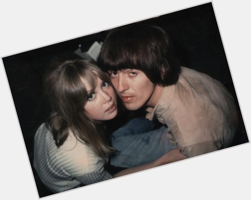 Happy birthday to linda mccartney! here\s a pic of her and paul they\re so cute   