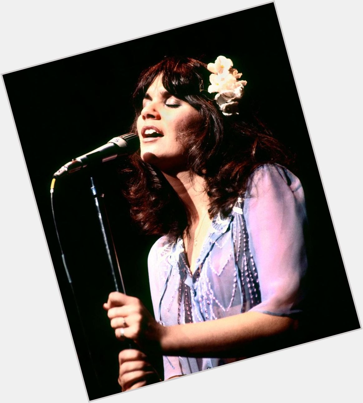 Happy Birthday to Linda Ronstadt, who turns 71 today! 