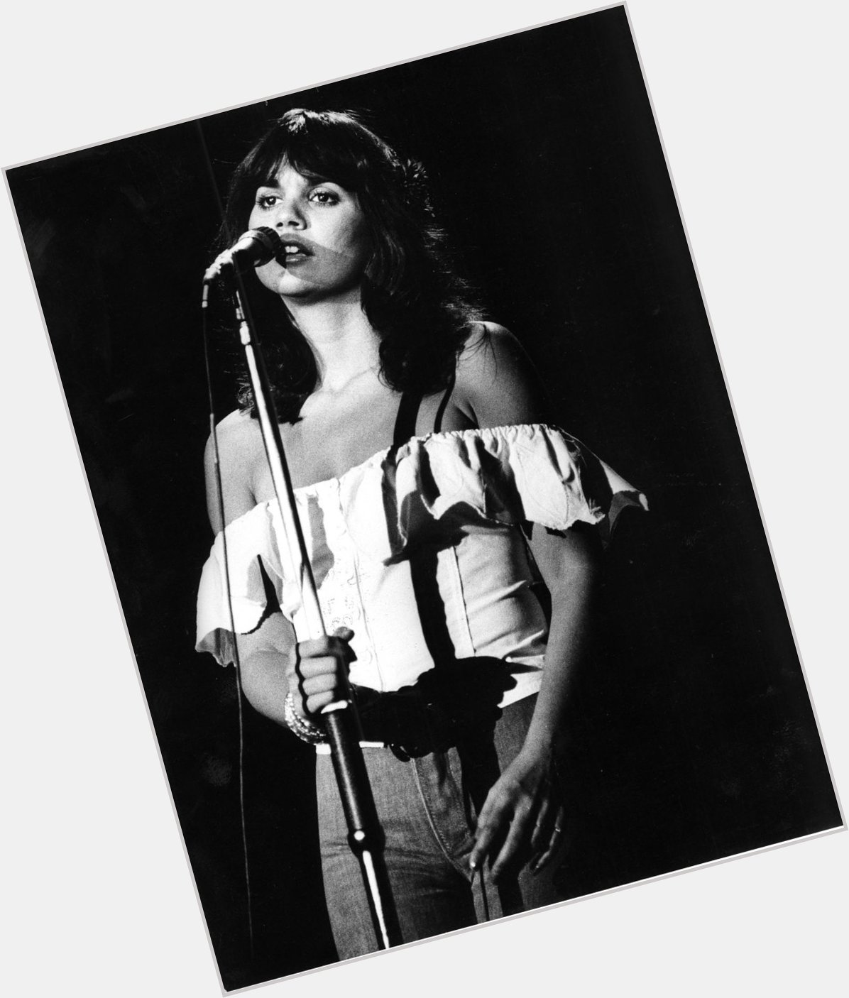 Happy birthday, Linda Ronstadt! Why the You re No Good singer is so very good:  