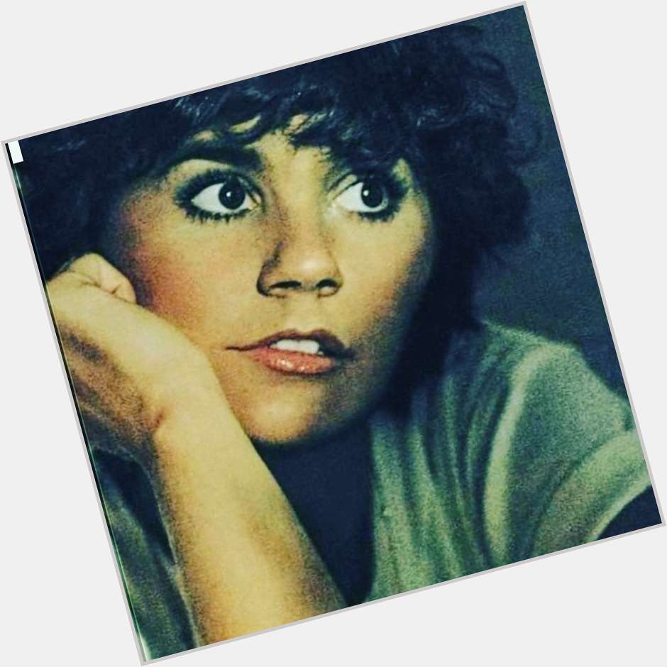 Happy 76th Birthday Linda Ronstadt..greatest voice EVER    