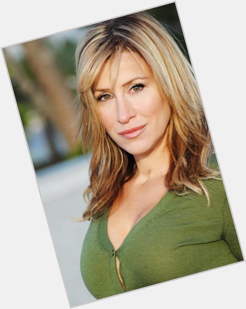 Happy Birthday to actress Lisa Ann Walter  