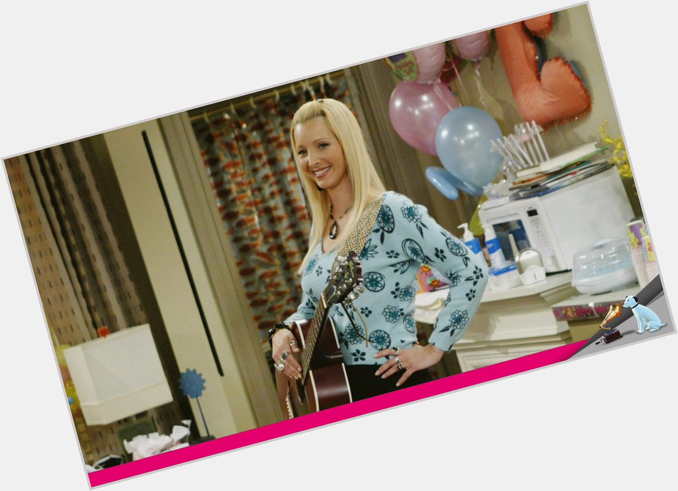 Happy 55th Birthday Lisa Kudrow! 

What\s your favourite Phoebe Buffay moment from 