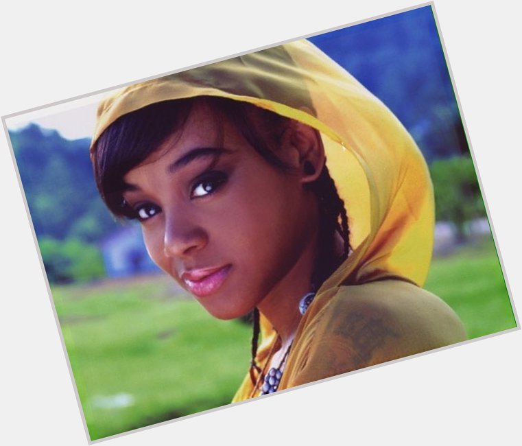 Happy Birthday, Lisa \"Left Eye\" Lopes!    Rest In Peace  (May 27, 1971- April 25, 2002) 