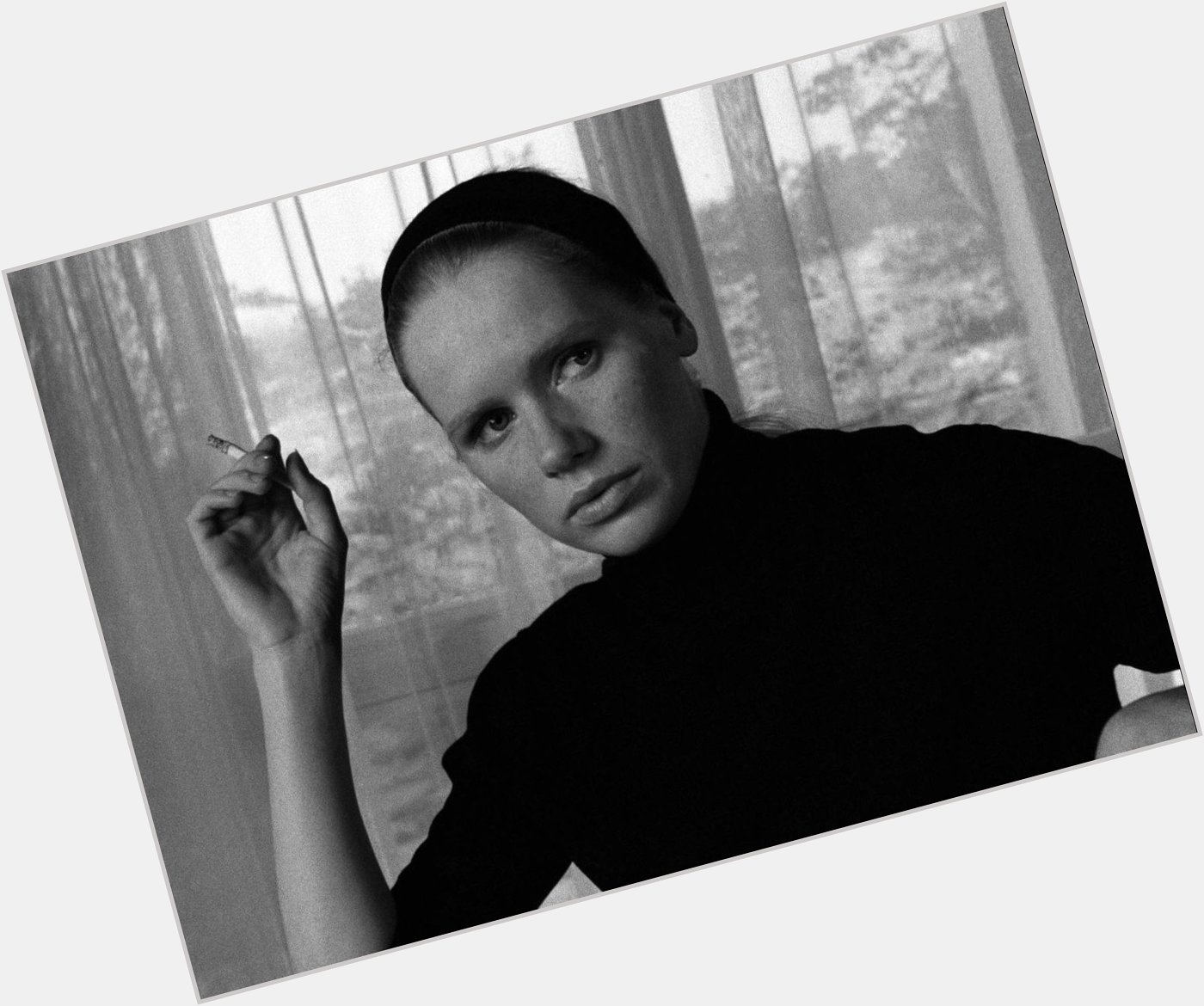 Happy Birthday to Liv Ullmann, simply one of the greatest of all time. 

Seen here in PERSONA, 1966 
