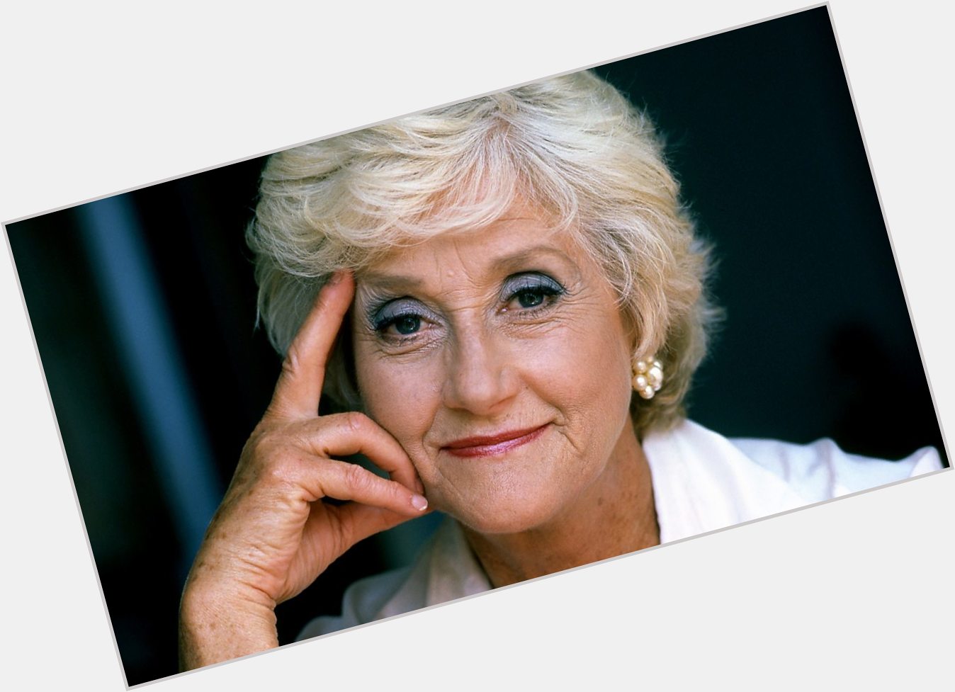 Happy birthday to the fabulous Liz Fraser, who turns 87 today. 