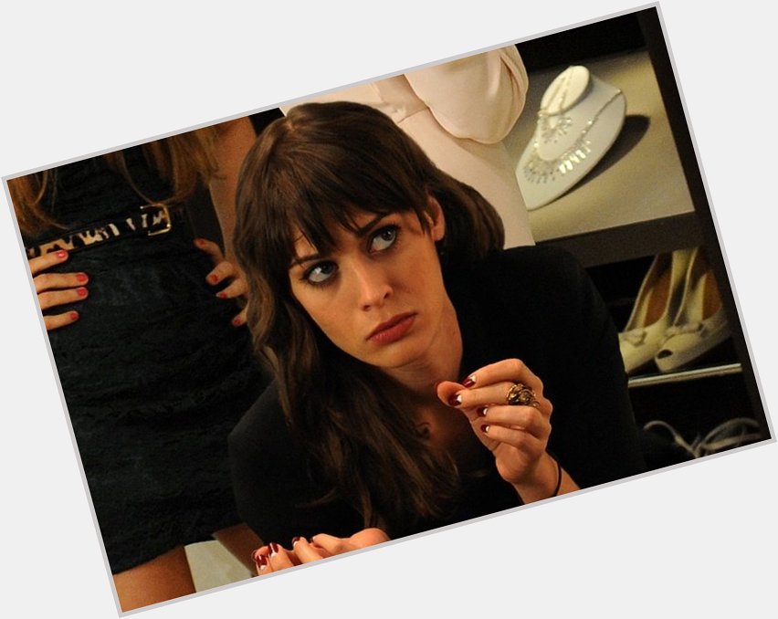 Happy Birthday to the one and only Lizzy Caplan!!! 