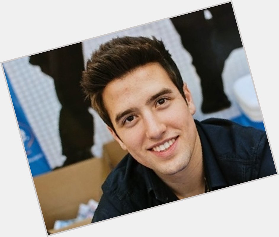  happy birthday for Logan Henderson! God to bless you!           