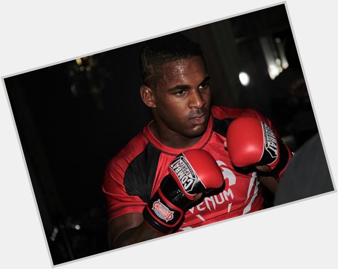 Happy 29th birthday to fighter Lorenz Larkin! 