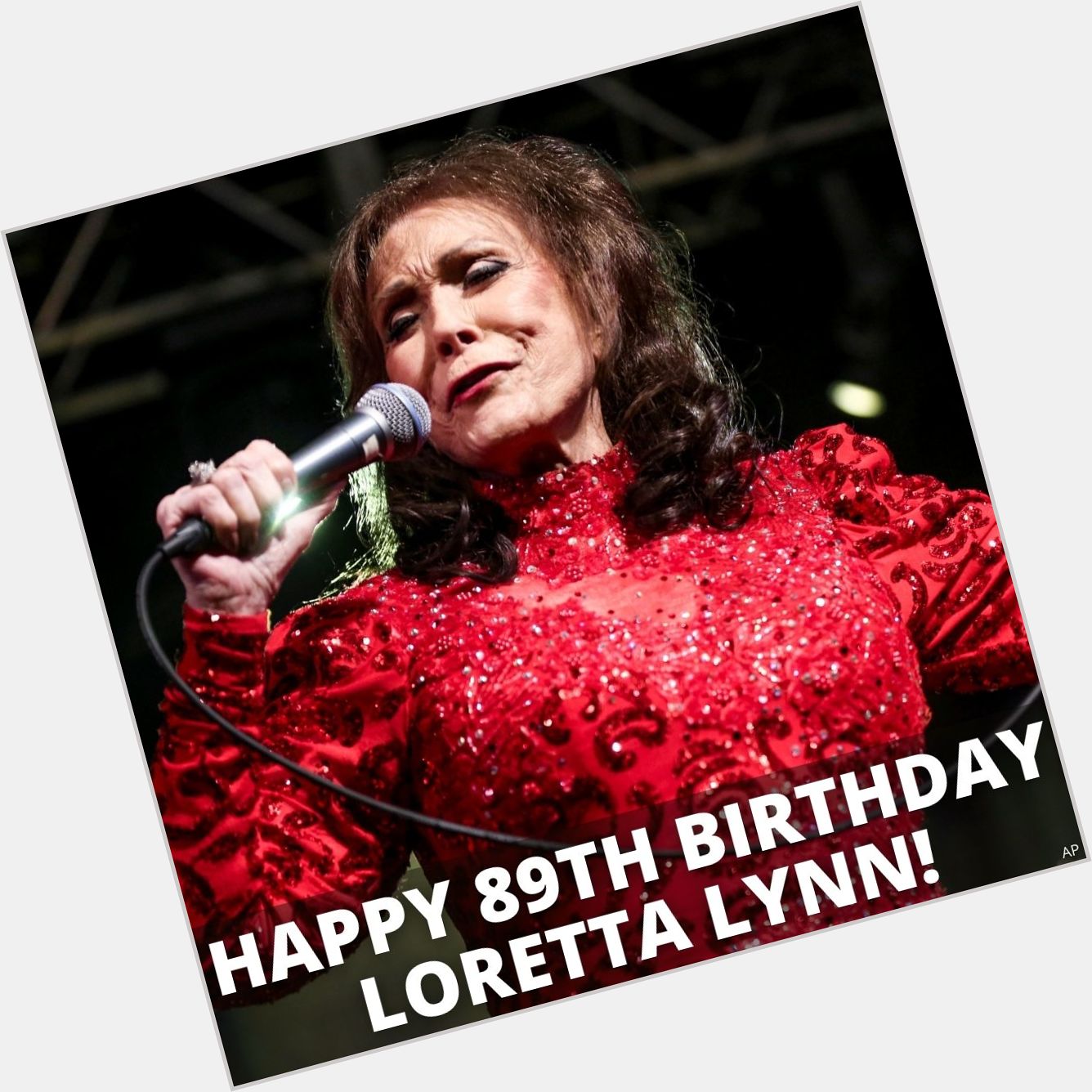Happy 89th Birthday to Loretta Lynn! 