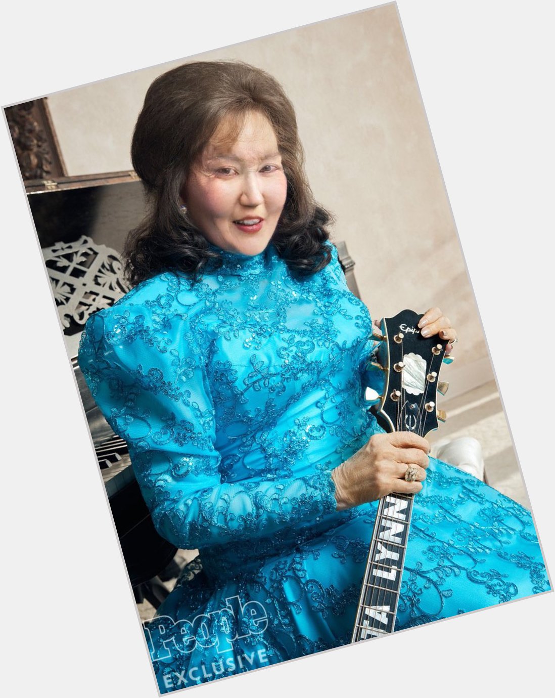 We all know is the Asian Loretta Lynn! We want to say HAPPY BIRTHDAY to Loretta! We love you! 
