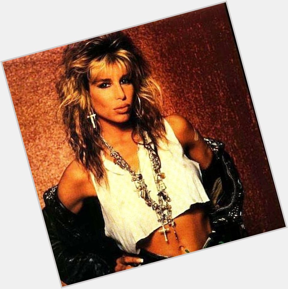 Happy Birthday to former Femme Fatale and current Vixen singer Lorraine Lewis (September 26, 1963) 