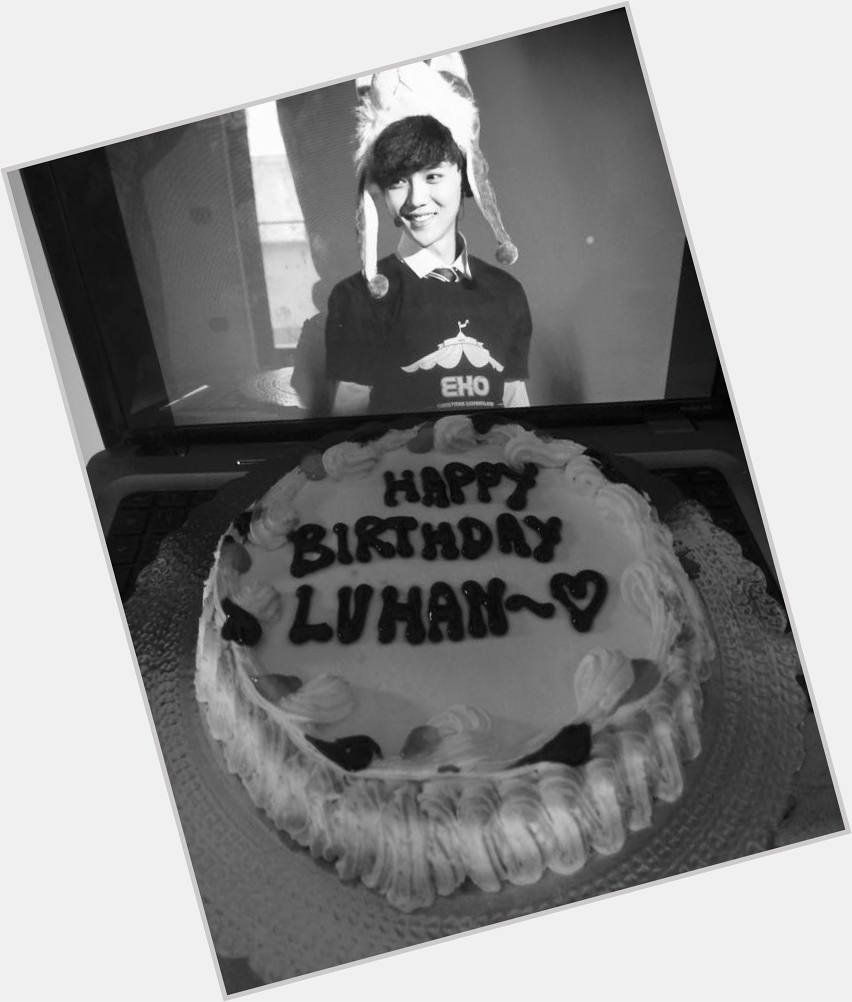 Happy 25th birthday to my deer,my happiness,my reason,my everything Lu Han~ I\ll forever be by your side..     