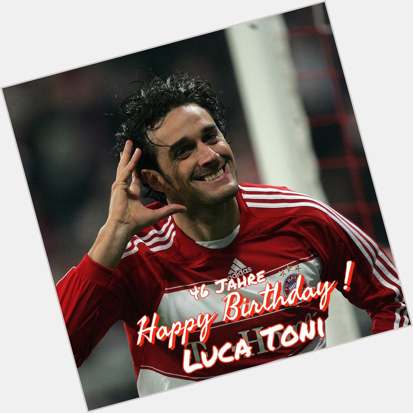 Luca Toni feiert heute seinen 46. Geburtstag.

Happy Birthday ! 
