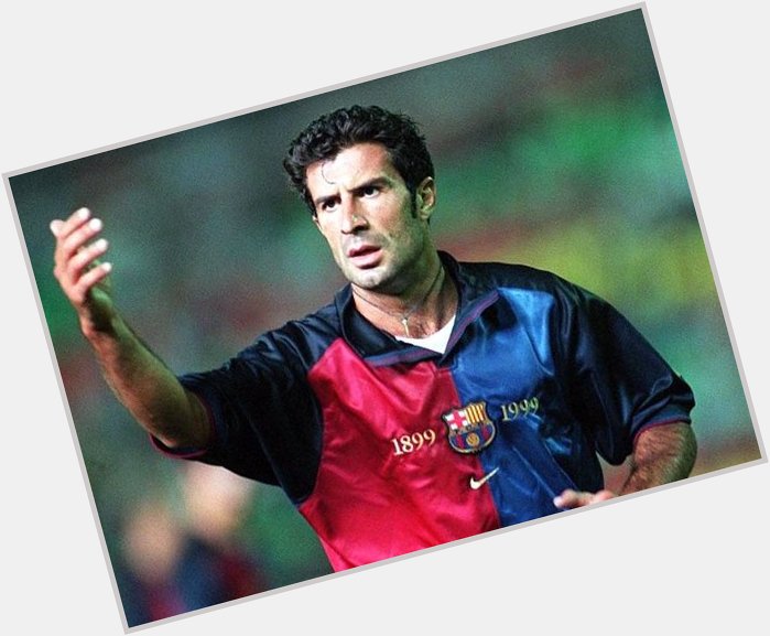 Happy birthday to Luis Figo, who can take selfies with just his hand. 