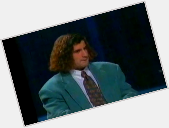 Happy Birthday to Luis Figo, reminds us of the time when he appeared on tv with amazing hair & a massive blazer. 
