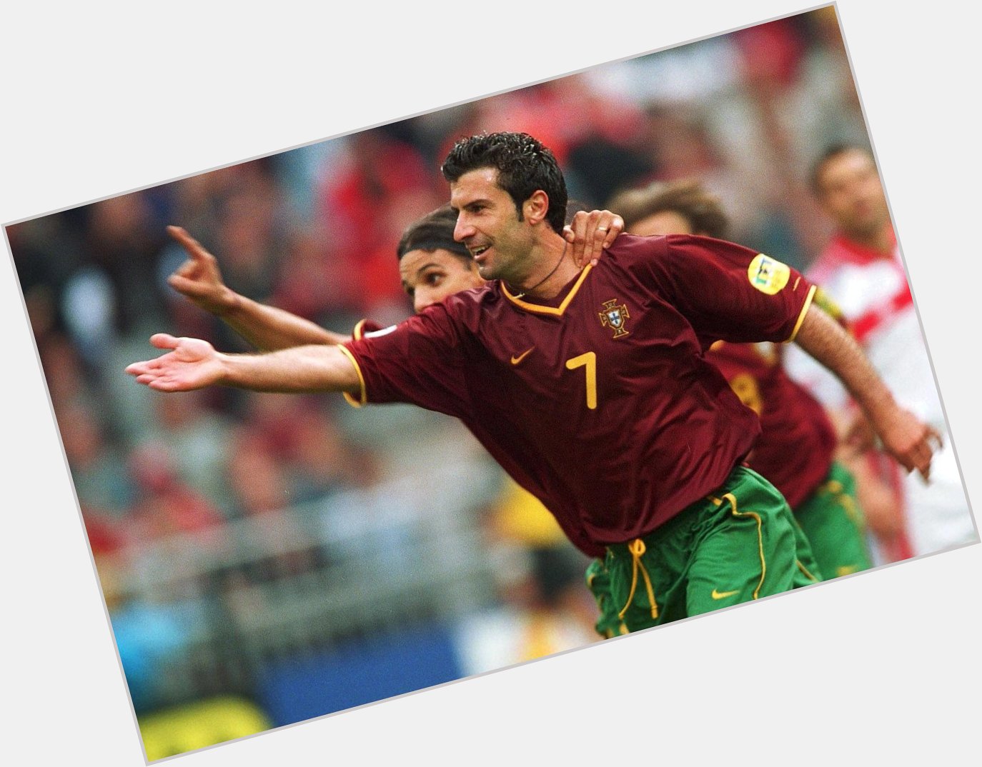 Happy birthday to Portugal\s original number 7 Luis Figo.

The 2000 Ballon D\Or winner turns 45 today. 