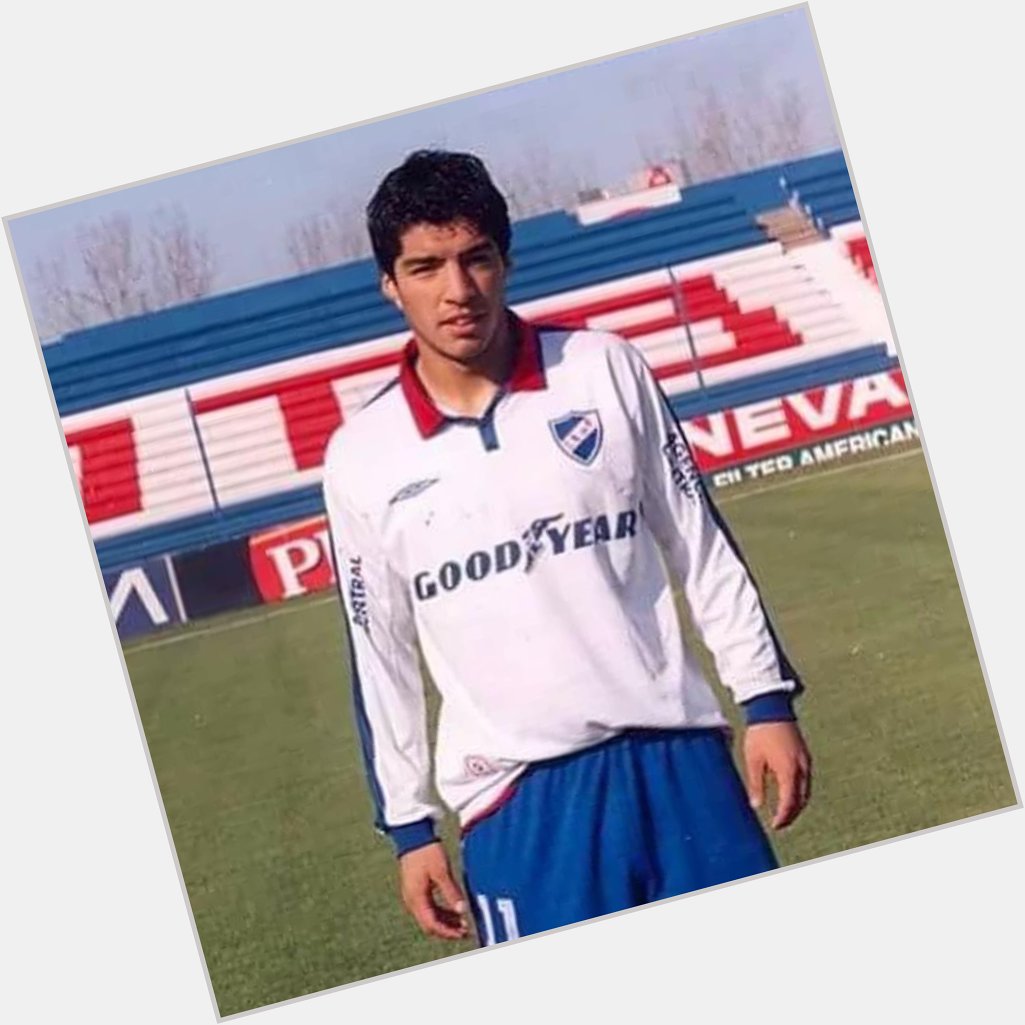 Happy birthday Luis Suárez!

What a striker       